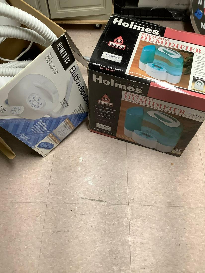Homedics Bubble Spa and Holmes Humidifier: Homedics Bubble Spa and Holmes Humidifier