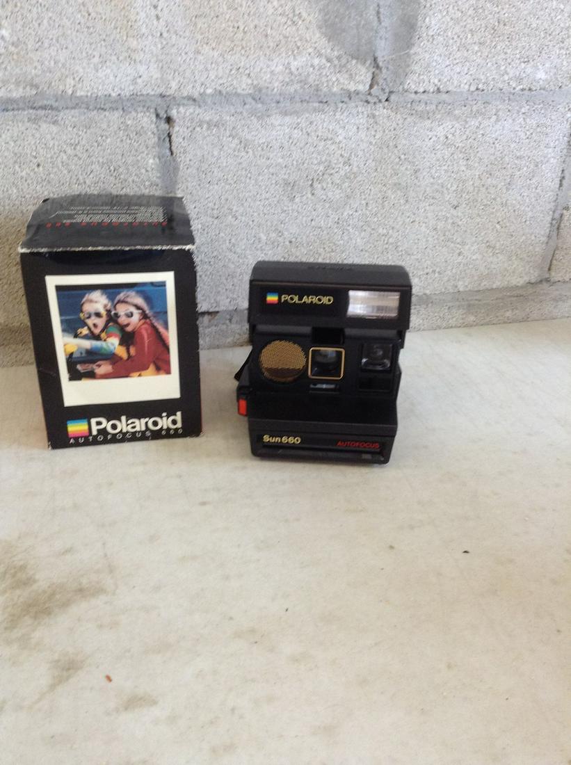 Polaroid autofocus Sun 660 camera (1 of 1)