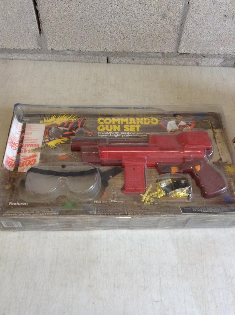 Commando Gun Set: Commando Gun Set