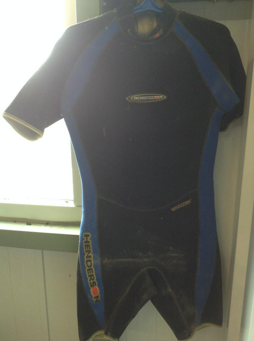 Henderson Dive Wear Wetsuit Size Large (1 of 1)