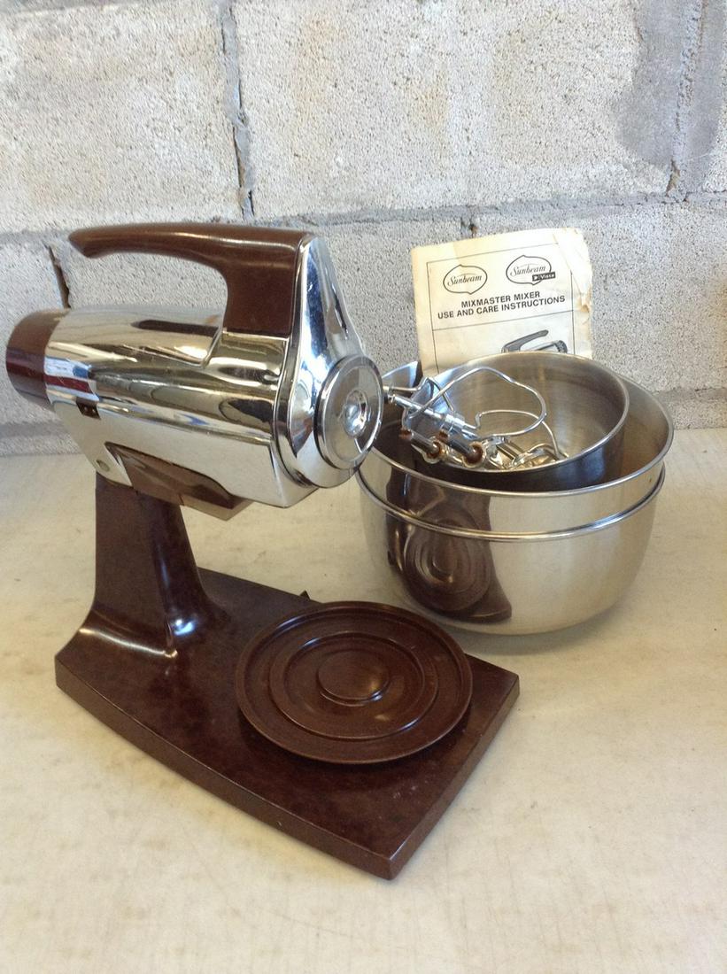 Sunbeam Mixmaster Mixer (1 of 1)