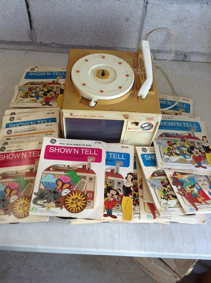 General Electric Show N Tell Phono Viewer and Picture (1 of 1)