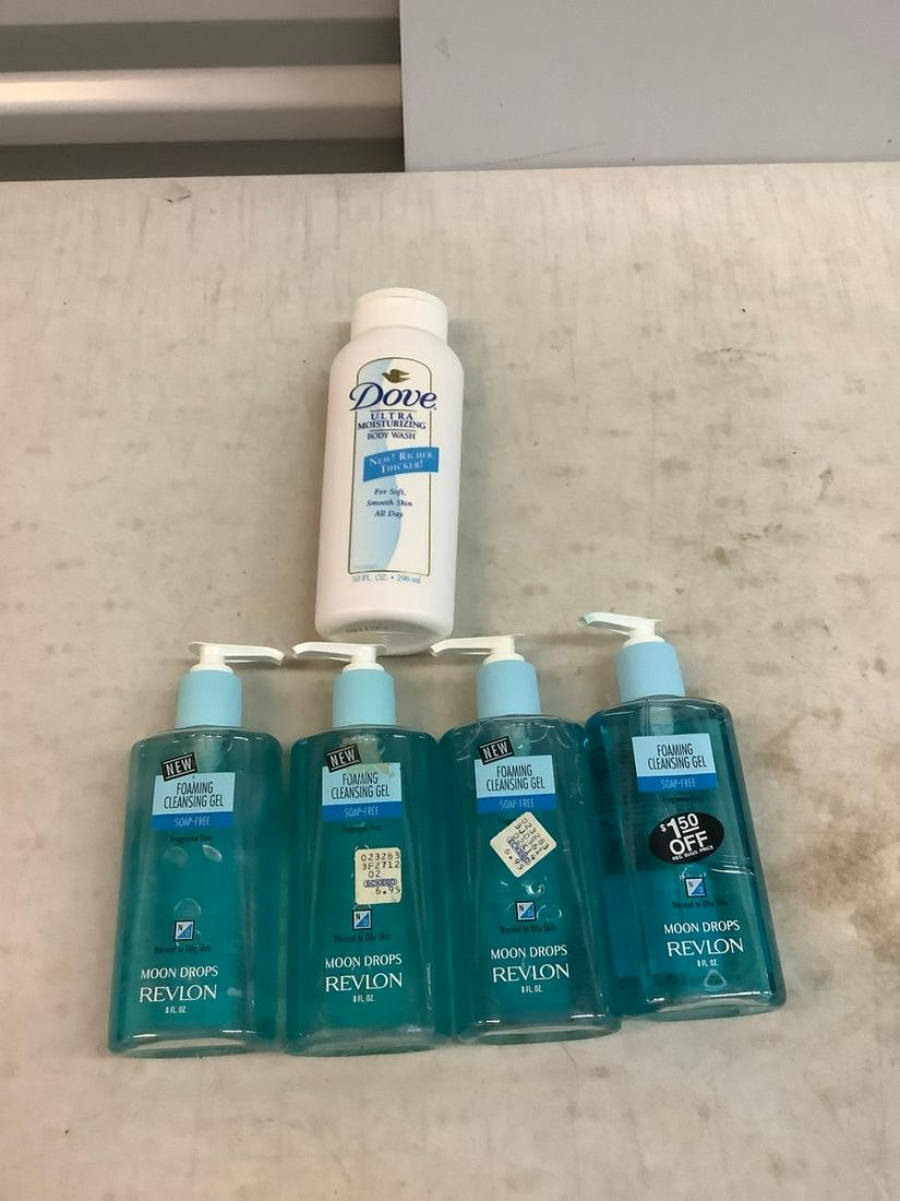 Lot of Revlon Moon Drops Foaming Cleansing Gel and Dove (1 of 1)