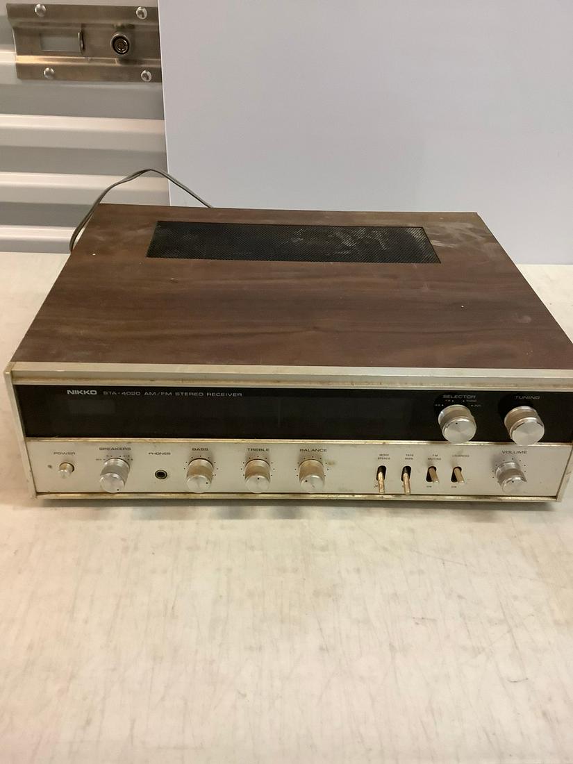 Nikko  STA-4020 AM/FM Stereo Receiver (1 of 1)