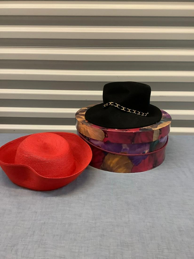 Hat Box with 2 Hats (1 of 1)
