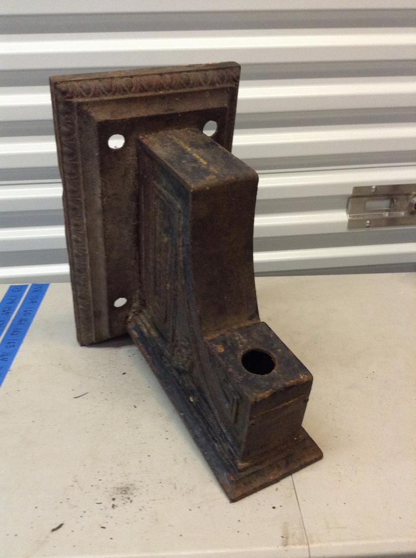 Mystery cast iron piece from union metal company canton: Mystery cast iron piece from union metal company canton ohio crack in base 17 inch tall