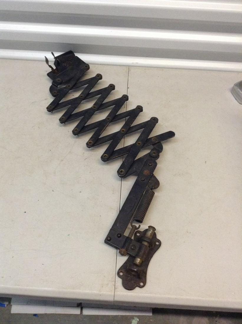 Antique wall mount light extension (1 of 1)