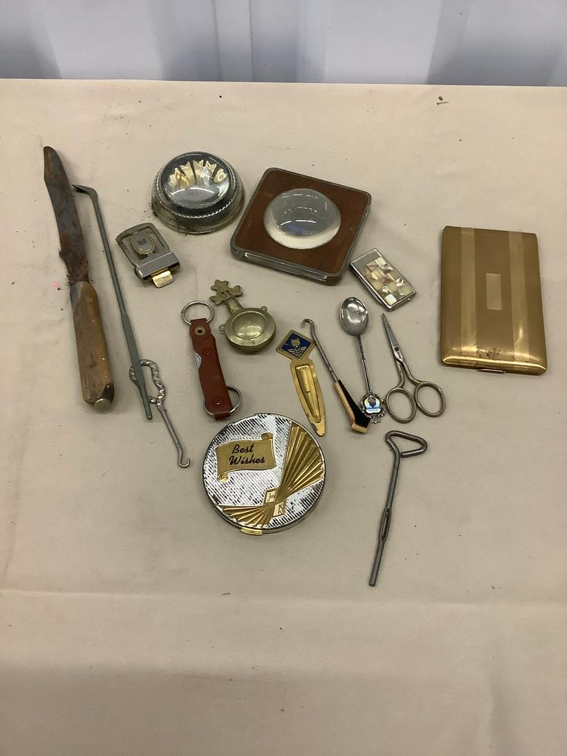 Lot of Vintage Paper Weights, Compact Mirror, Cigarette (1 of 1)