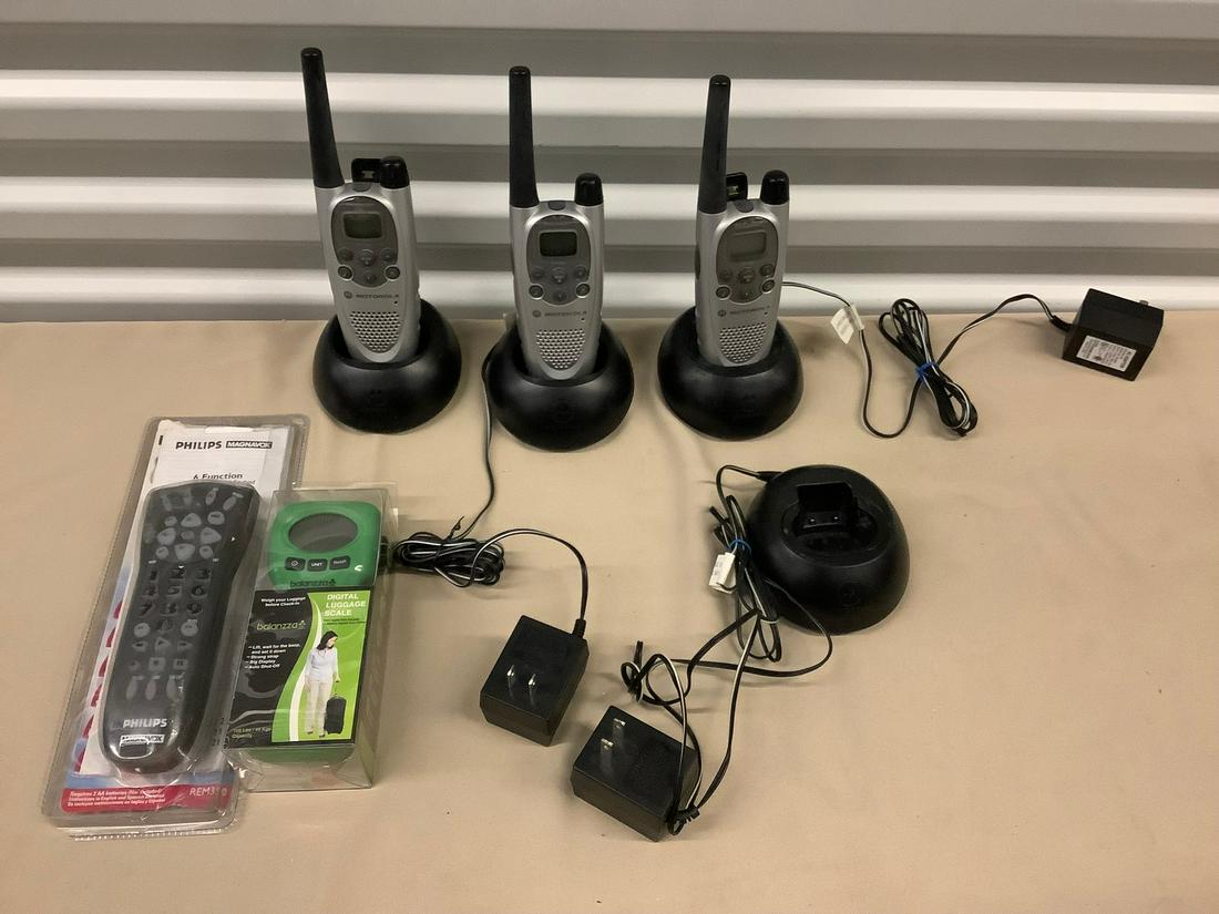 Lot of Motorola Walkie Talkies, Digital Luggage Scale: Lot of Motorola Walkie Talkies, Digital Luggage Scale and More