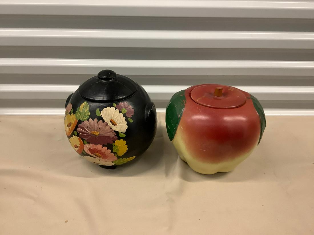 Two Ceramic Cookie Jars 8 in. (Top Cracked on Black: Two Ceramic Cookie Jars 8 in. (Top Cracked on Black Jar)