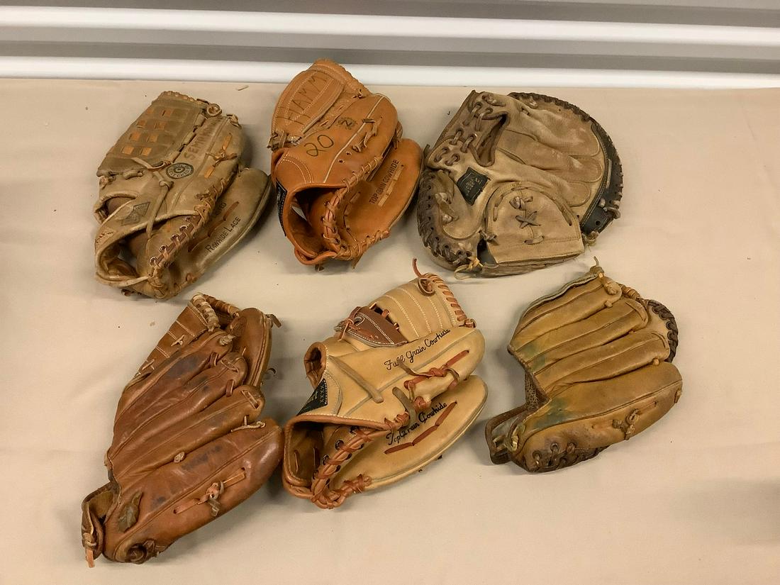 Lot of Baseball Gloves: Lot of Baseball Gloves