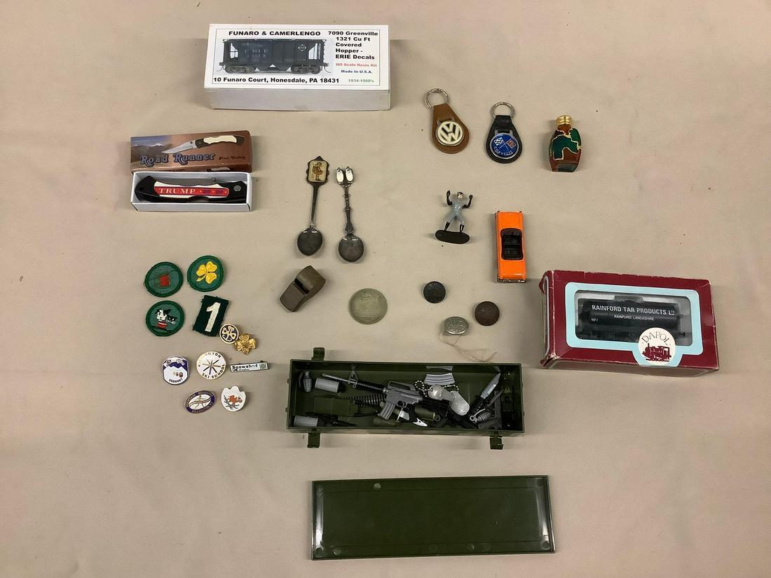 Lot of GI Joe Case & Weapons, Trump Knife, Patches and: Lot of GI Joe Case & Weapons, Trump Knife, Patches and More