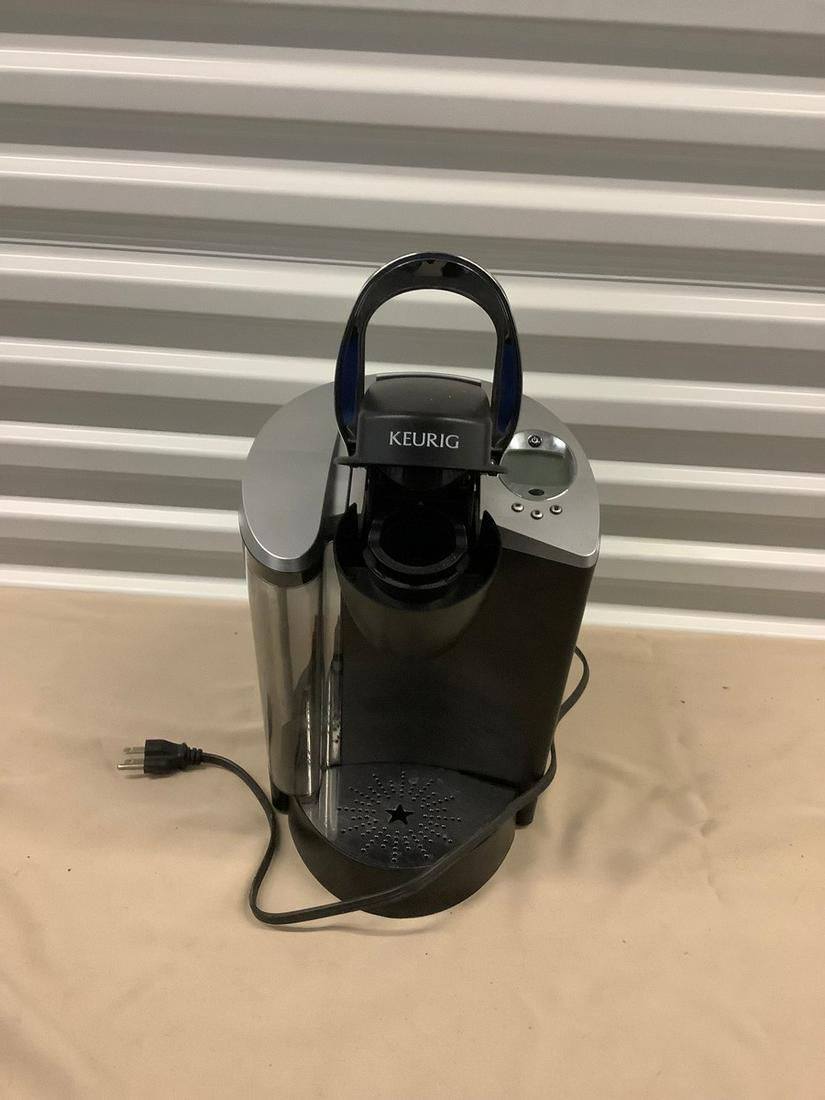 Keurig Coffee Machine (1 of 1)