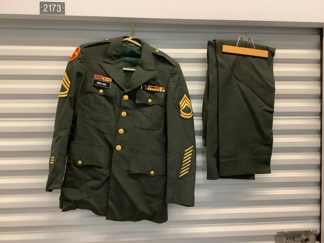 Women's Military Uniform Size 34 (1 of 1)