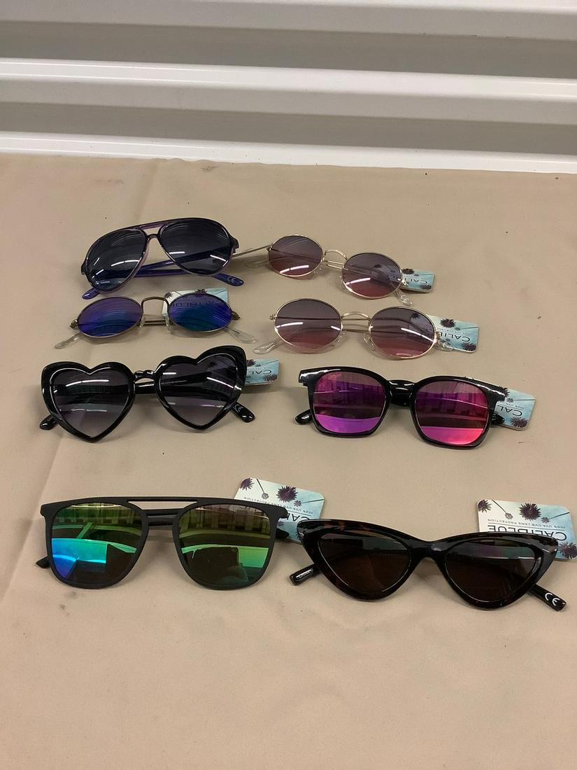 Lot of 8 Cali Blue Sunglasses (1 of 1)