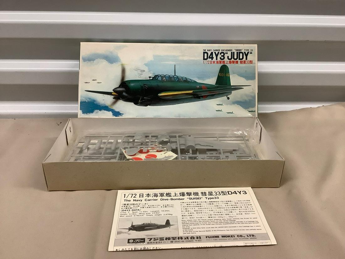 The Navy Carrier Dive-Bomber "Suisei" Type 33 (1 of 1)