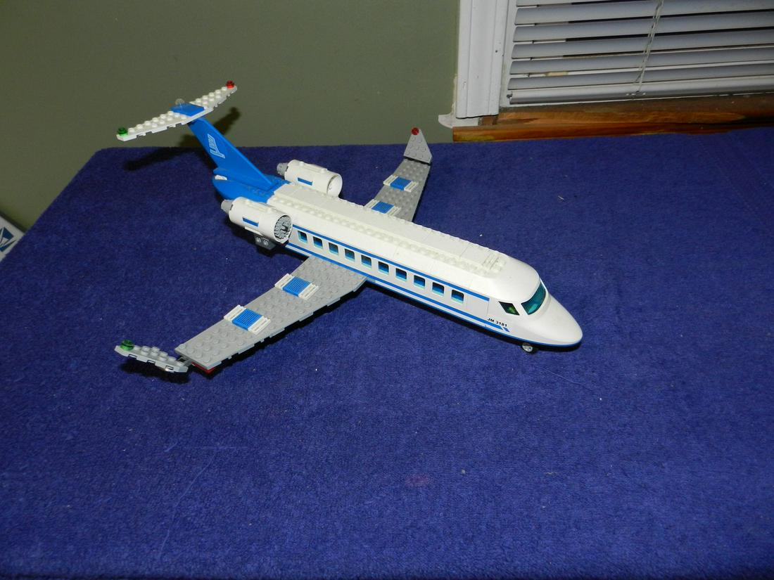 Lego City Passenger Jet: Lego City Passenger Jet