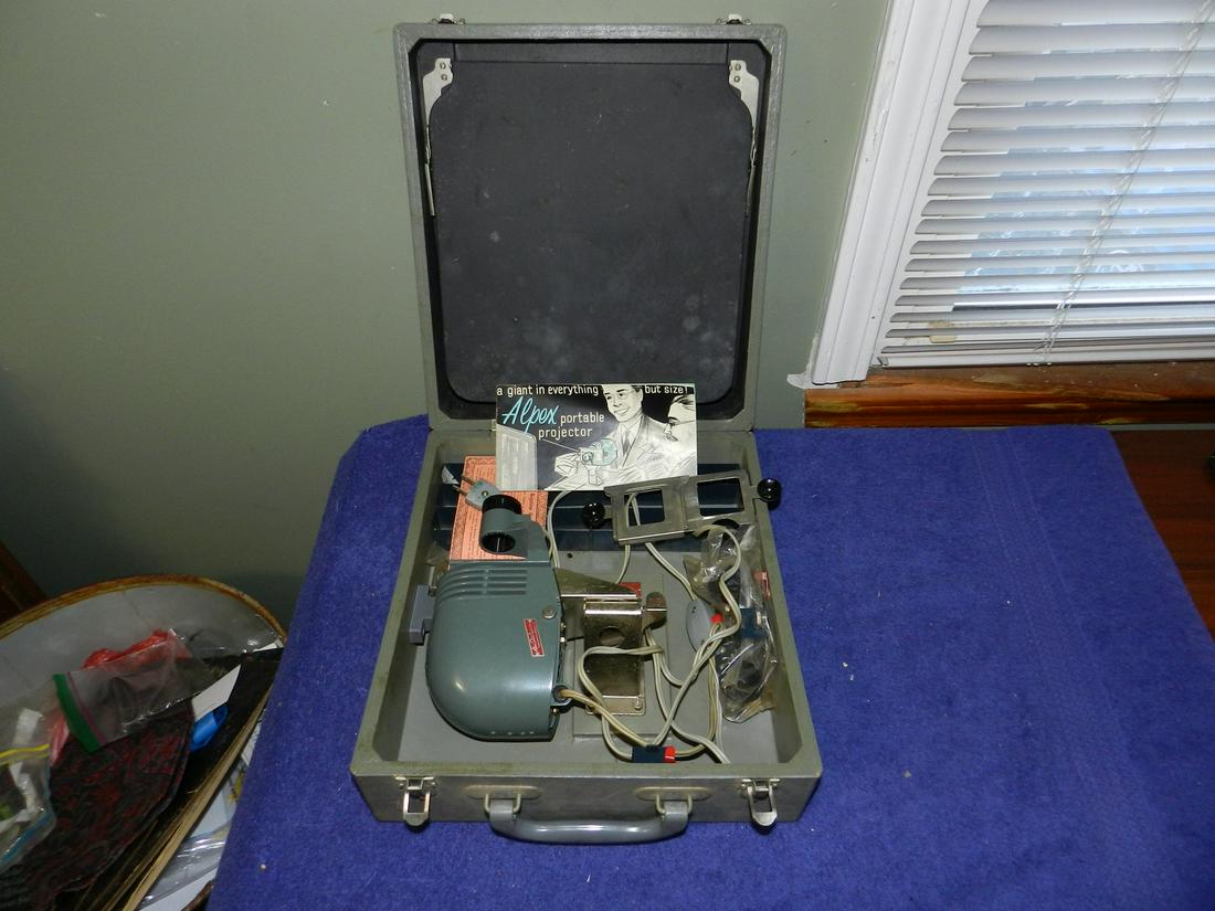 Vintage Alpex Portable Projector With Case (1 of 1)