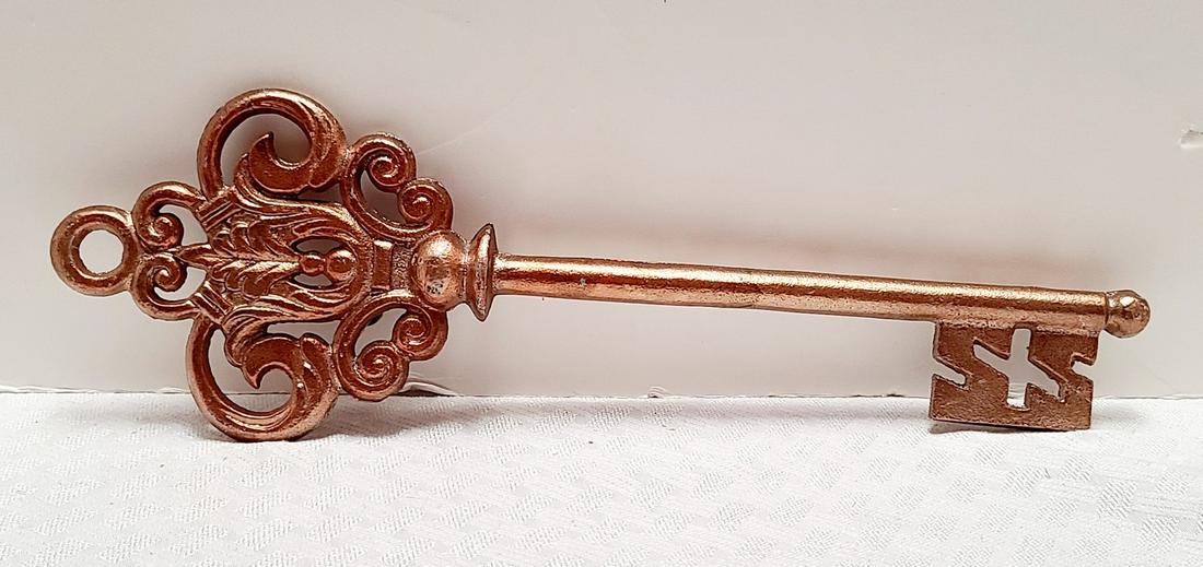 Vintage Metal Key Wall Decor (solid) 17x6" (1 of 1)