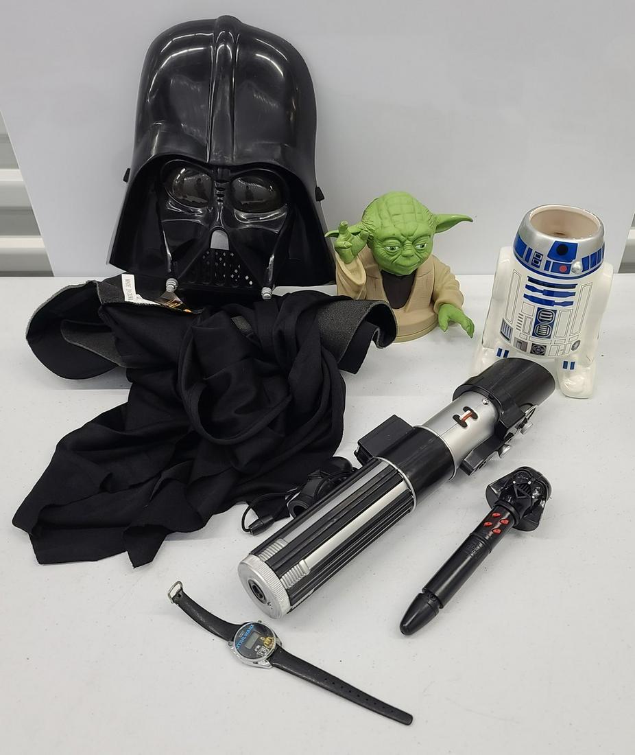 Star Wars items incl Digital Watch (1 of 2)