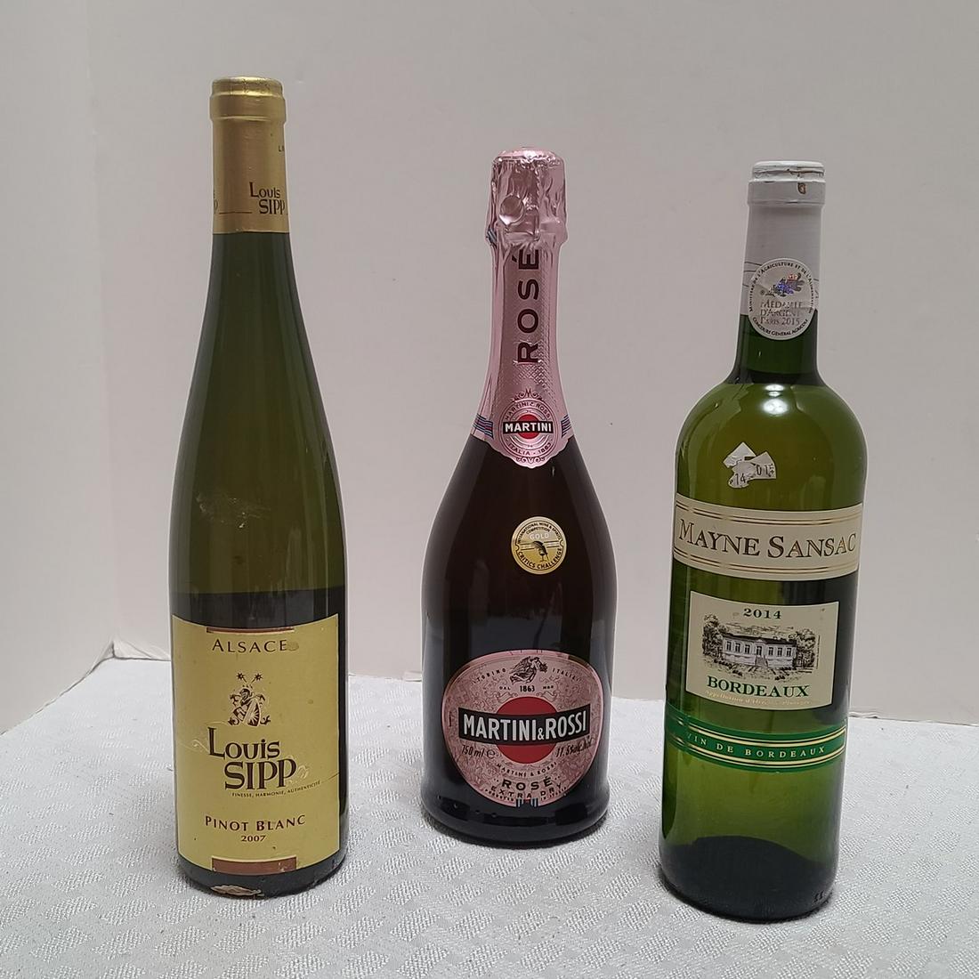 Wine and Martini & Rossi Champagne: Wine and Martini & Rossi Champagne