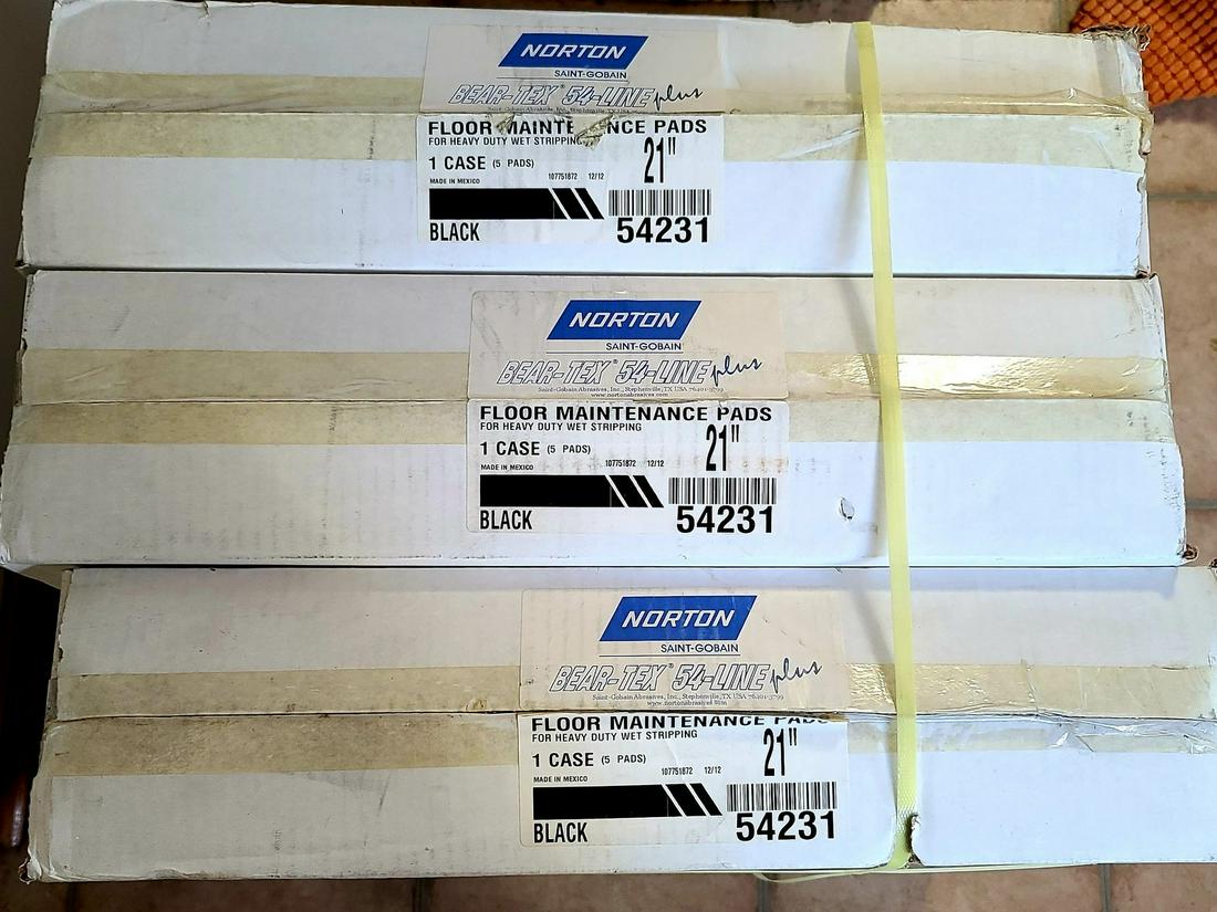 3 New Packages Norton Floor Maint Pads 21" heavy duty (1 of 1)