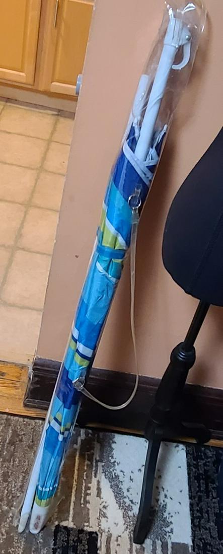 Portable Beach Umbrella in carry case (1 of 1)