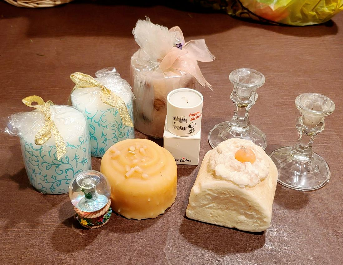 Candles and Holders incl Snoopy: Candles and Holders incl Snoopy