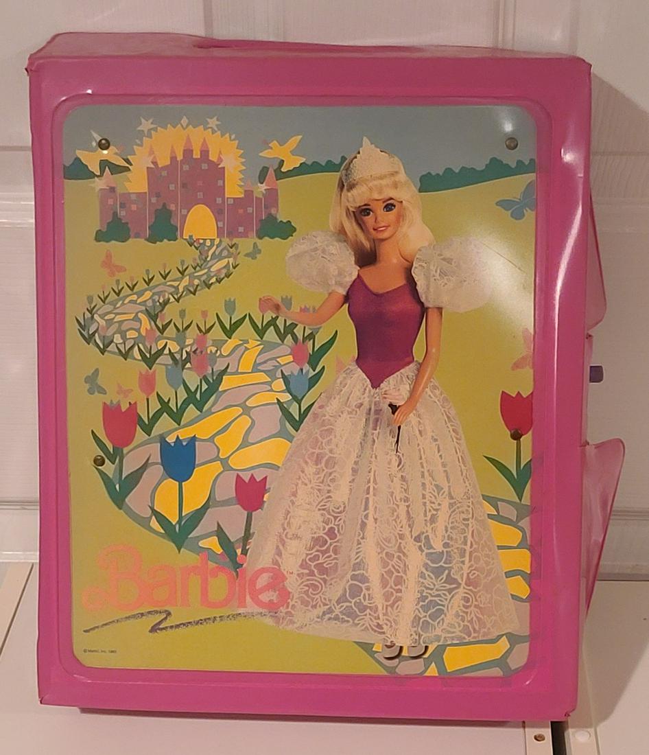 1989 Barbie Travel Box: 1989 Barbie Travel Box