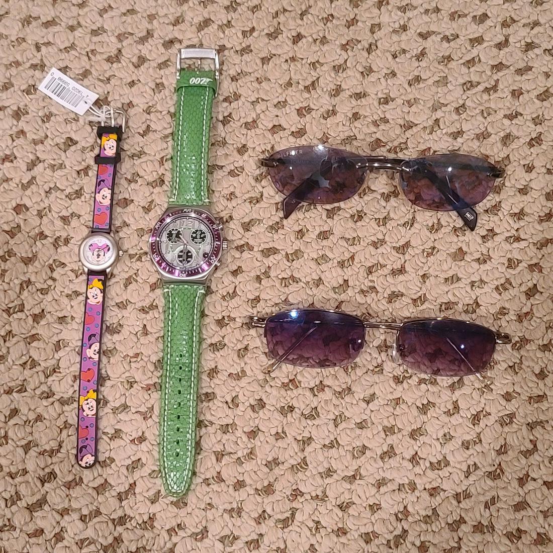 Watches incl Minnie Mouse and Sunglasses: Watches incl Minnie Mouse and Sunglasses