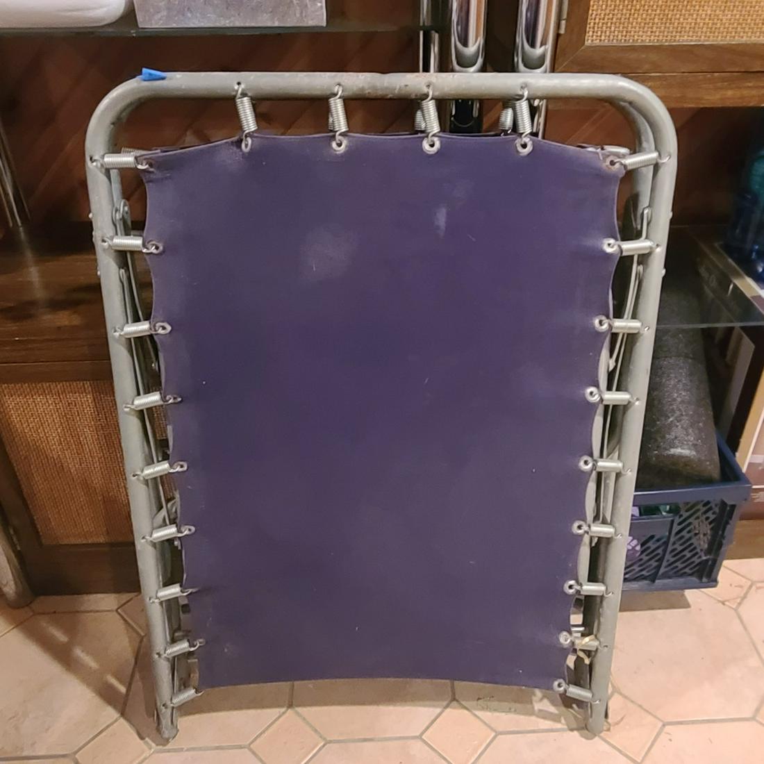 36x25" folded Vintage Cot: 36x25" folded Vintage Cot