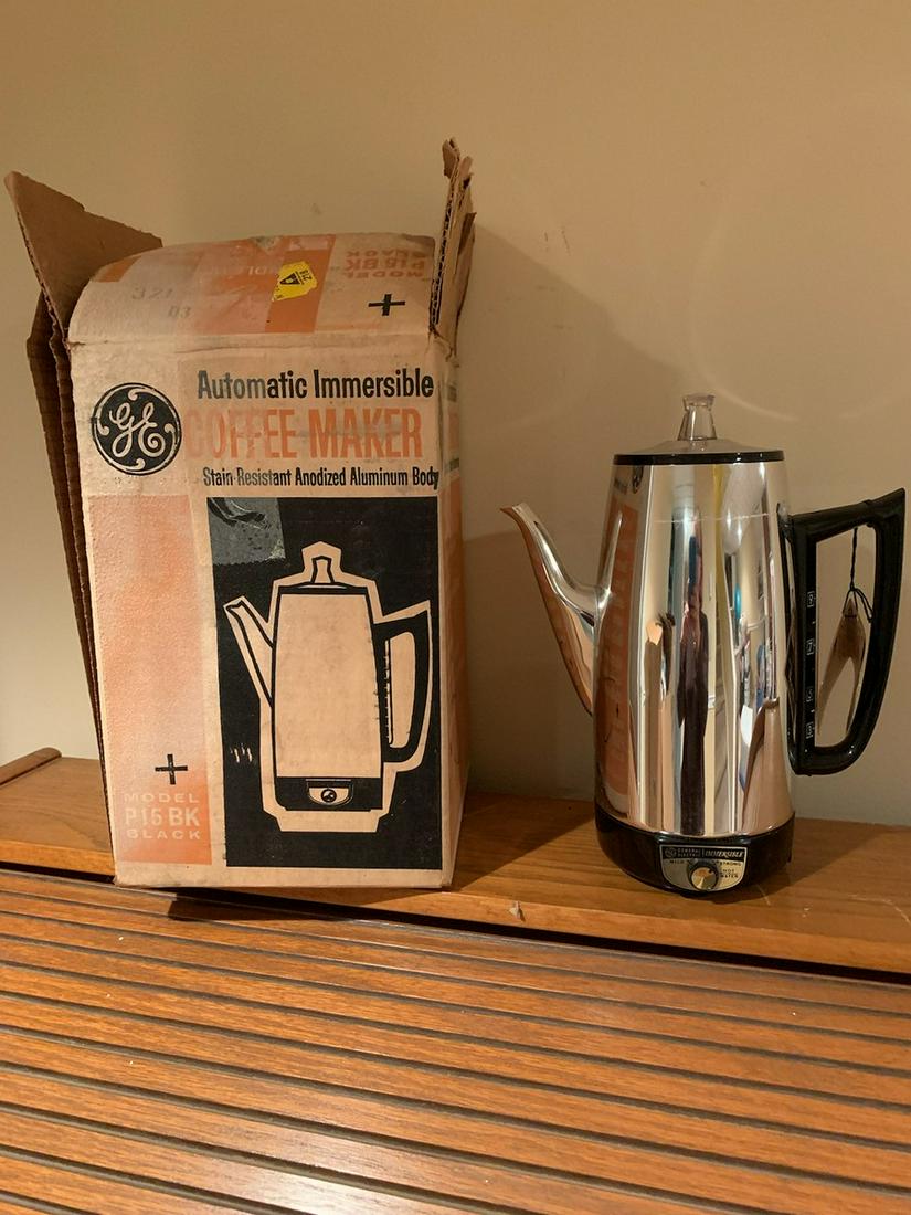 GE Vintage Coffeemaker with Box (1 of 1)