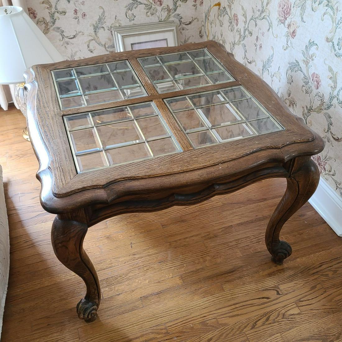 Matching Side Table 22x31x31: Matching Side Table 22x31x31