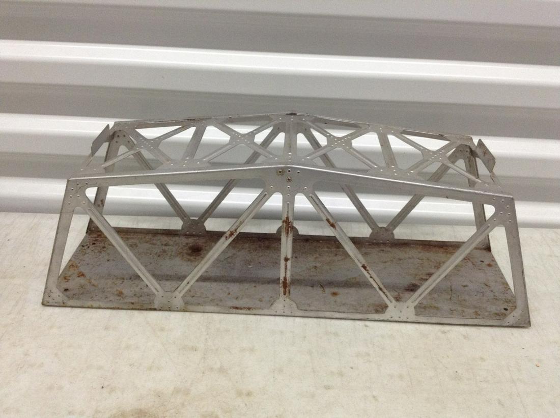 Metal Illinois Central Train Bridge 18 in. (1 of 1)