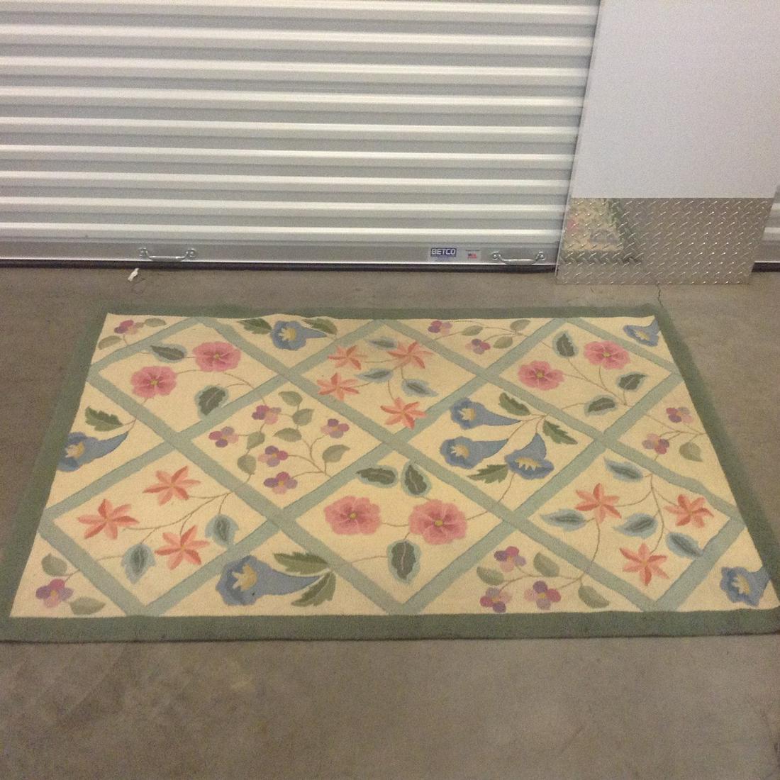 Wool Hand-Hooked Floral Pattern Rug 70 x 47 (1 of 1)