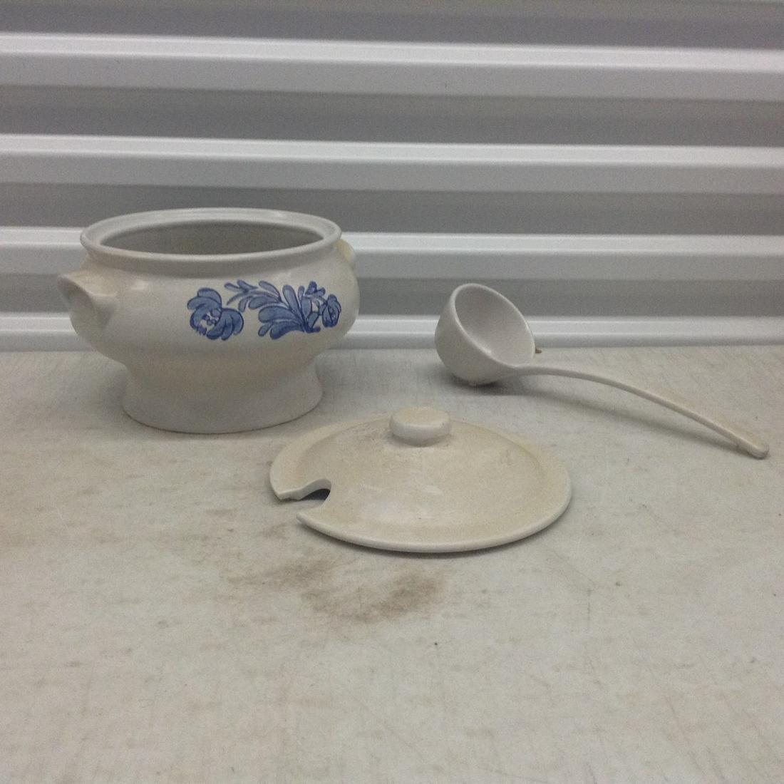 Soup Tureen: Soup Tureen