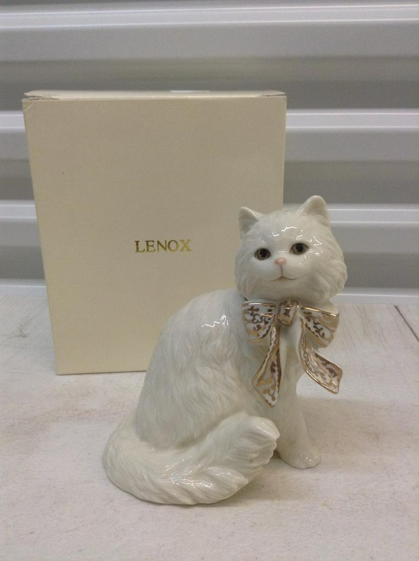 Lenox "Sitting Pretty" Cat w/ Box 5.5" tall (1 of 1)