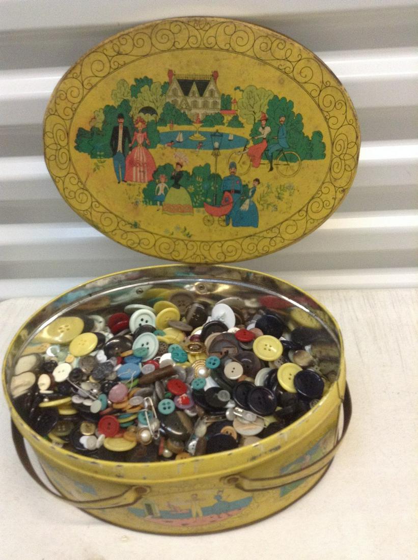 Large lot of Vintage Buttons Probably some Bakelite: Large lot of Vintage Buttons Probably some Bakelite