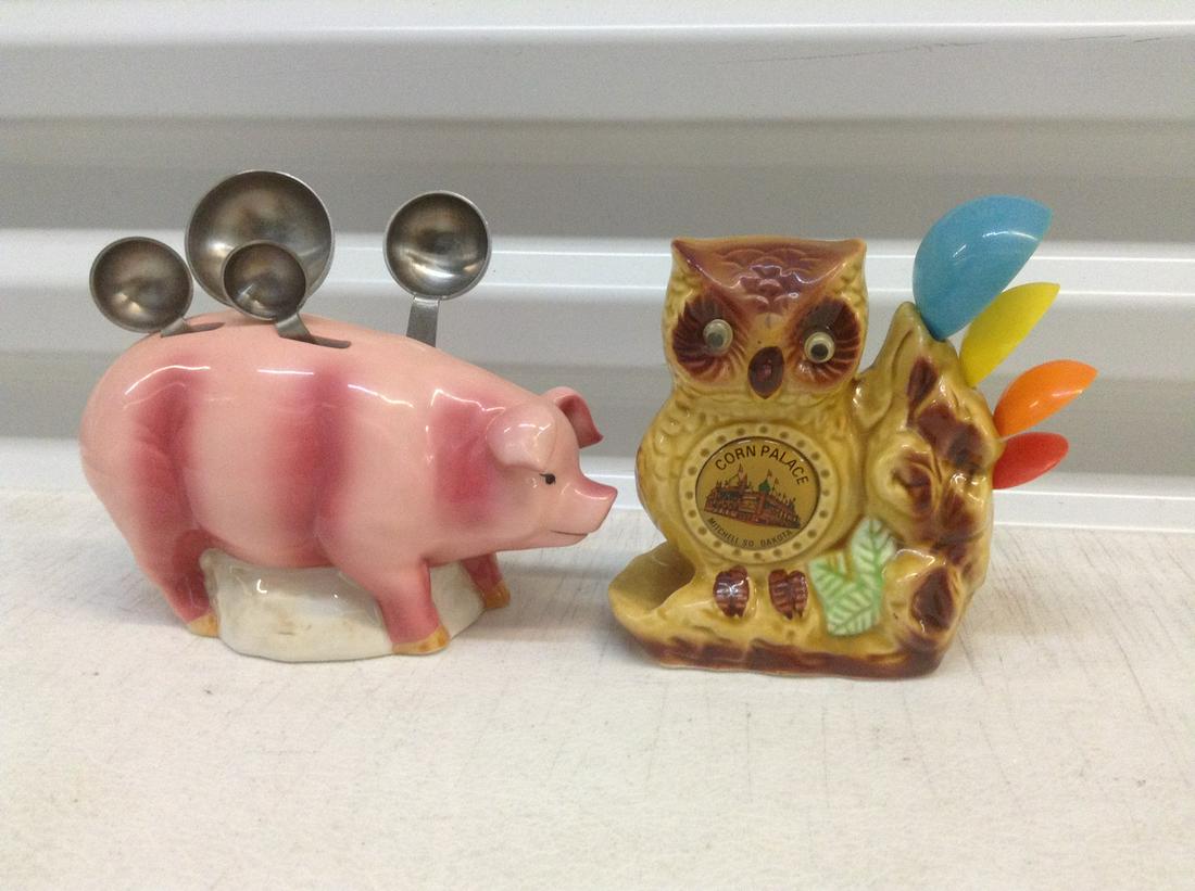 Lipco & New Debco Vintage Measuring Spoon Holders (1 of 1)