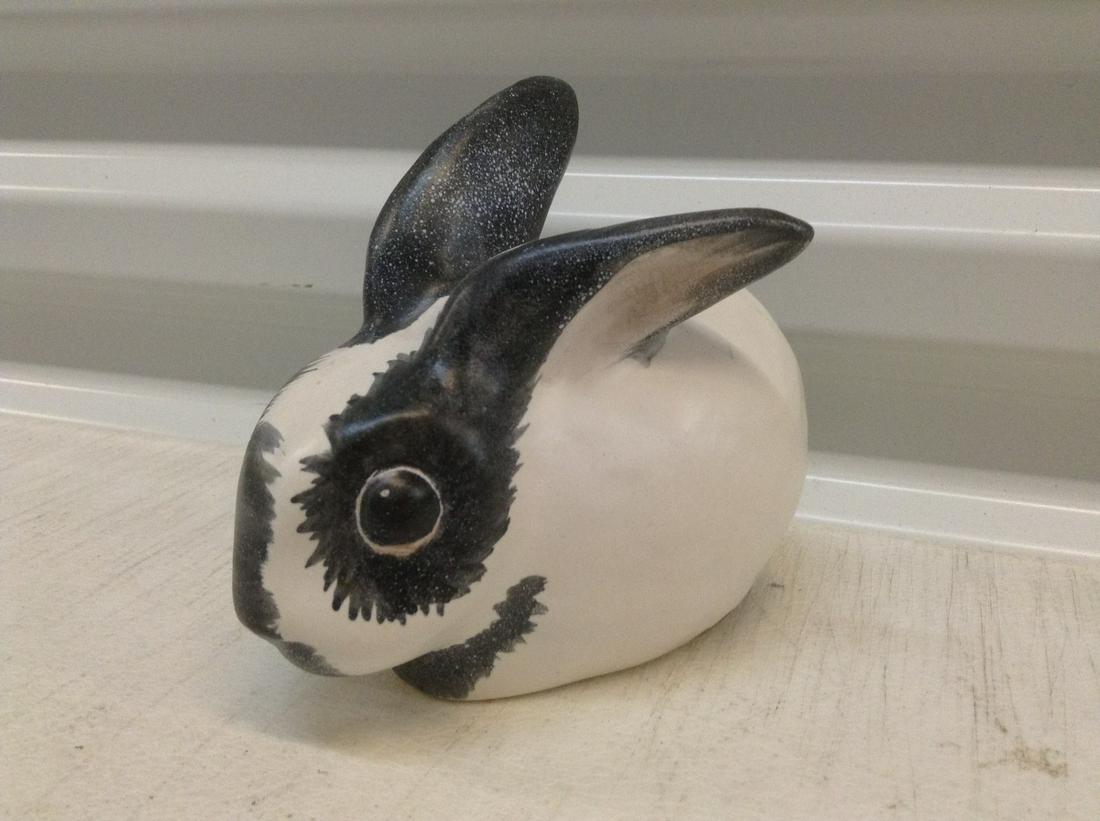 Signed Pottery Rabbit 5.5" (1 of 1)