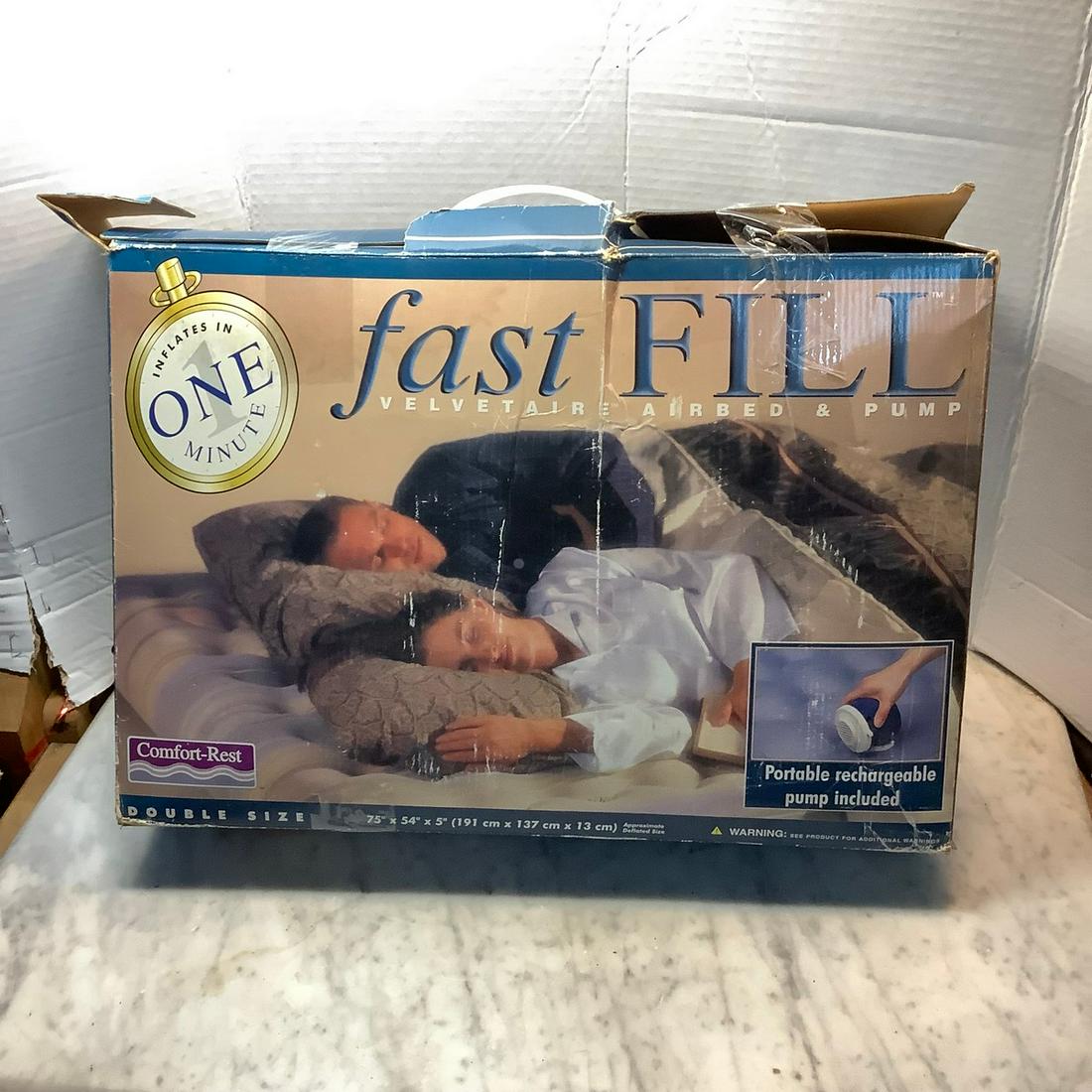 Fast fill velvet air bed and pump complete: Fast fill velvet air bed and pump complete