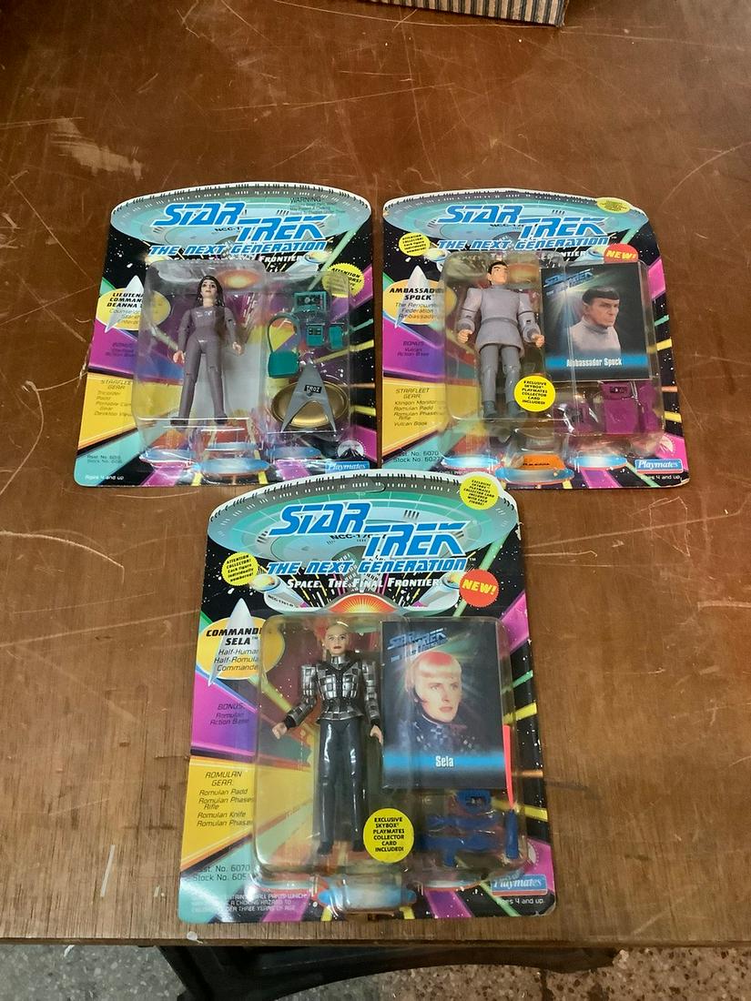 lot of 3 star trek next generation figures (1 of 1)