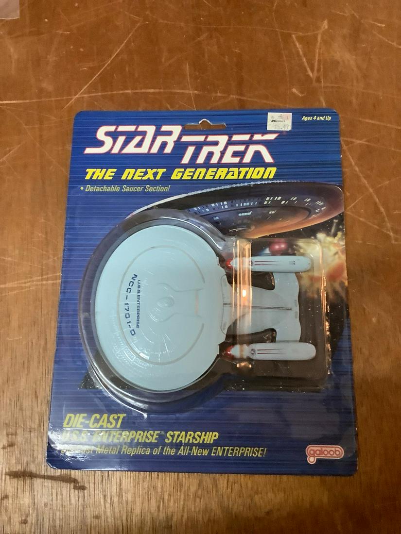 Star Trek Next generation SS enterprise die cast (1 of 1)