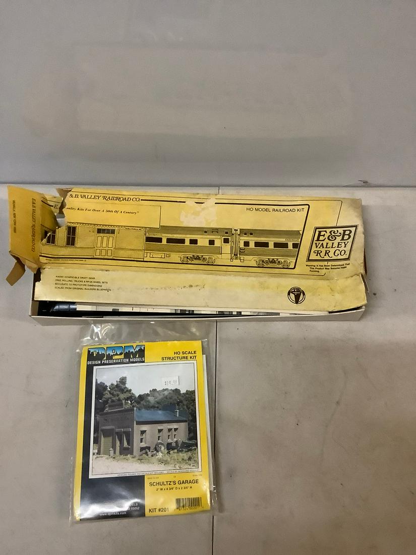 Lot of vintage model train kits E and B and DPM (1 of 1)
