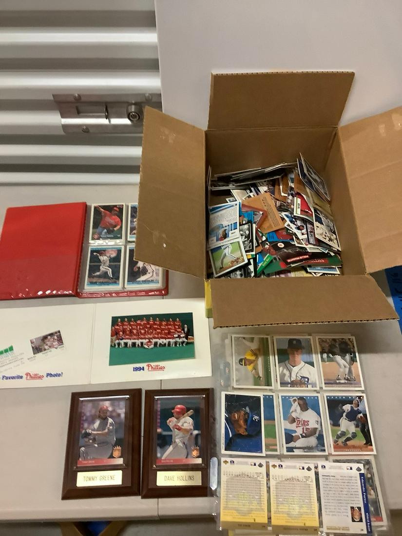 Large lot of various baseball cards and more (1 of 1)