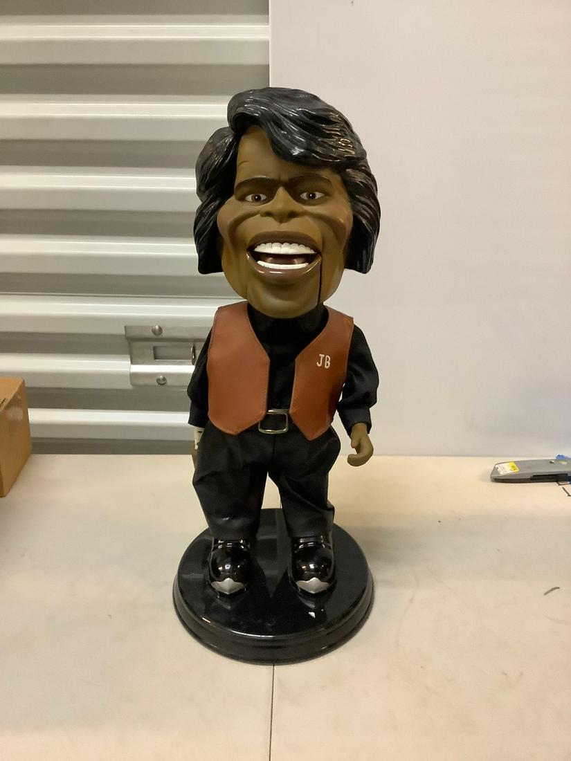 James Brown animatronic 19 inches tall: James Brown animatronic 19 inches tall