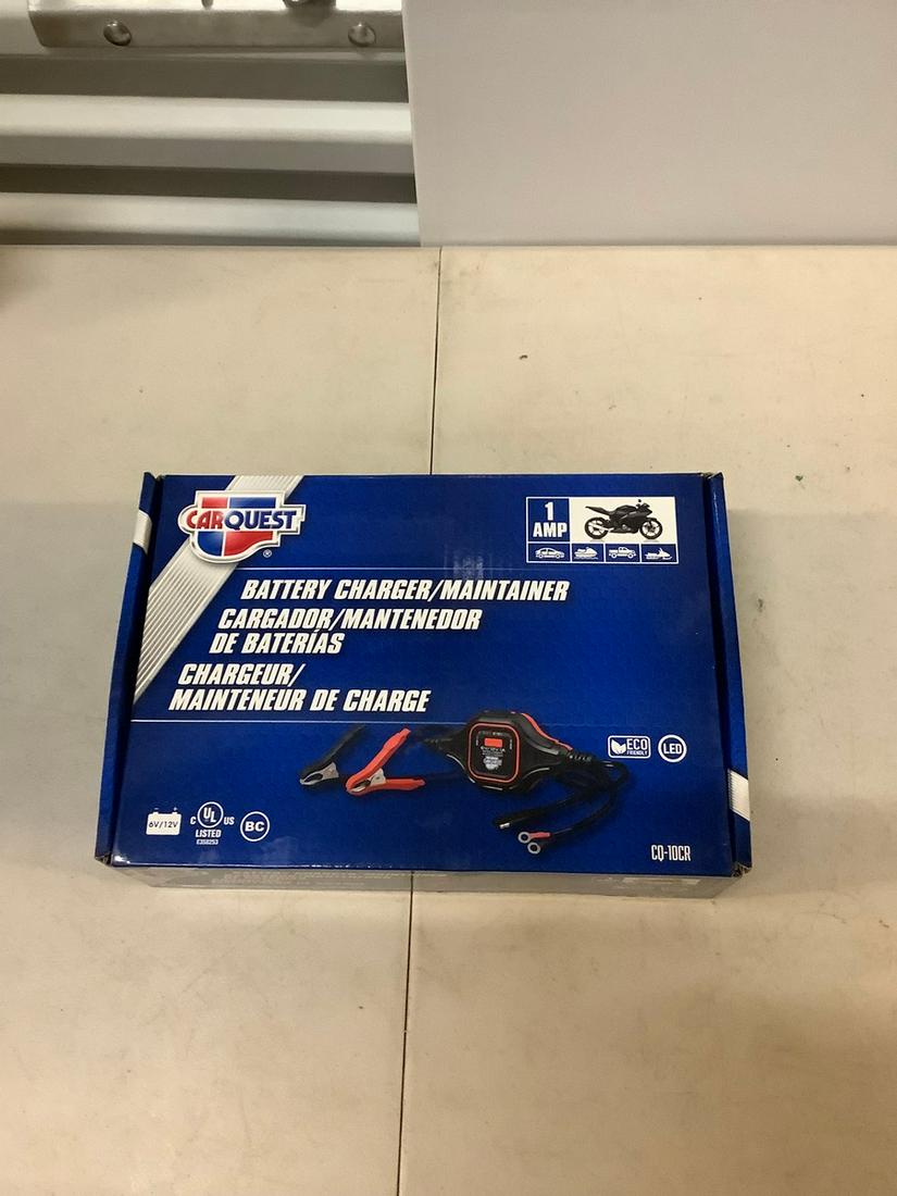 Carquest 1 amp battery charger/ maintainer (1 of 1)