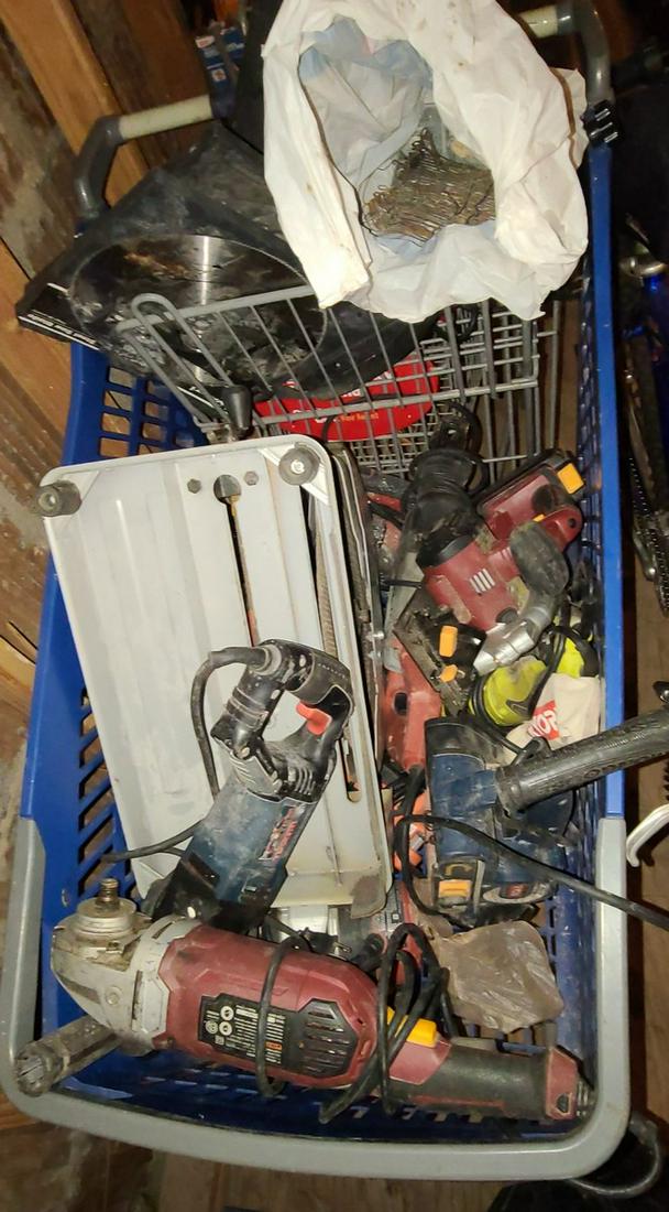 Shopping cart full of tools: Shopping cart full of tools