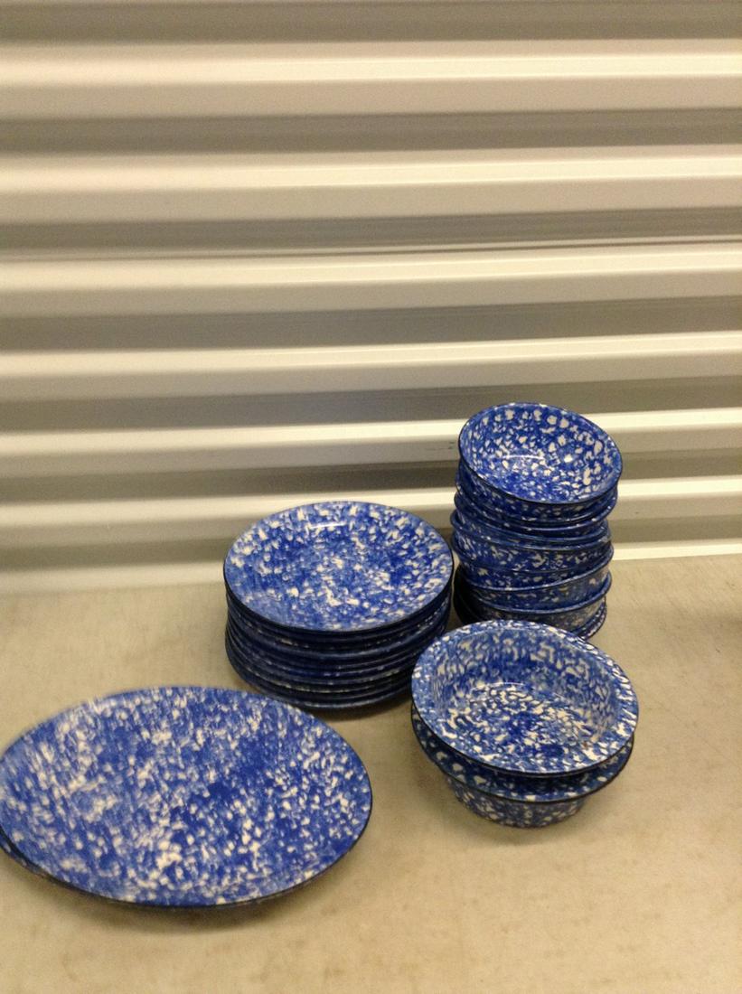 24 Piece Lot of Bowls, Dishes, and Serving Plates Stangl Pottery (1 of 1)