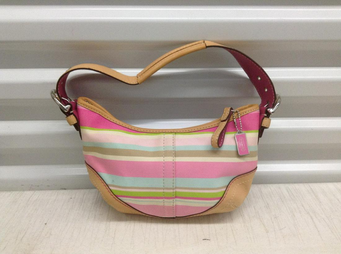 Coach Bag not authenticated: Coach Bag not authenticated